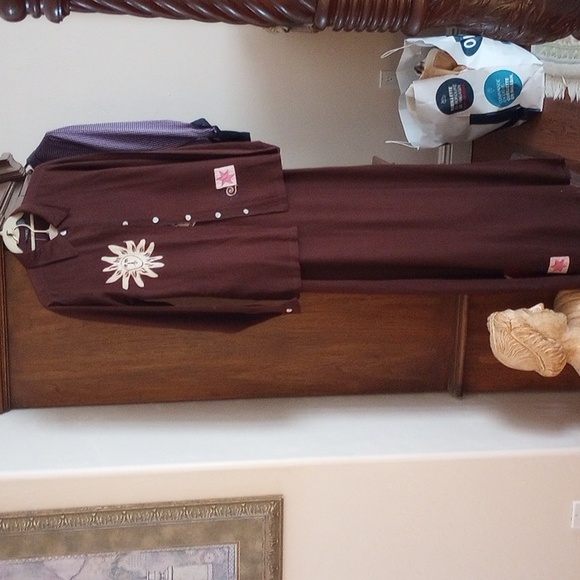 NWT 2 Piece Outfit - Picture 2 of 5